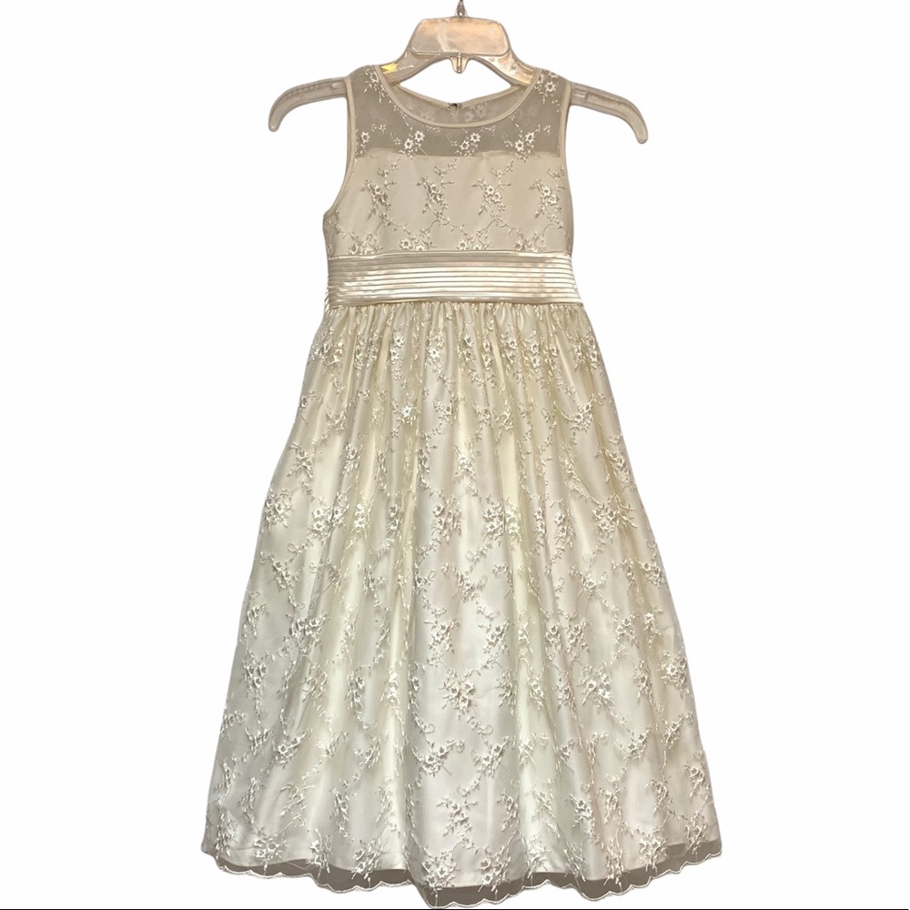 Cinderella Dress Embroidered Overlay Size 8